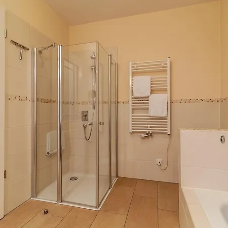 Hafendomicil Wh15 - Adler 바렌